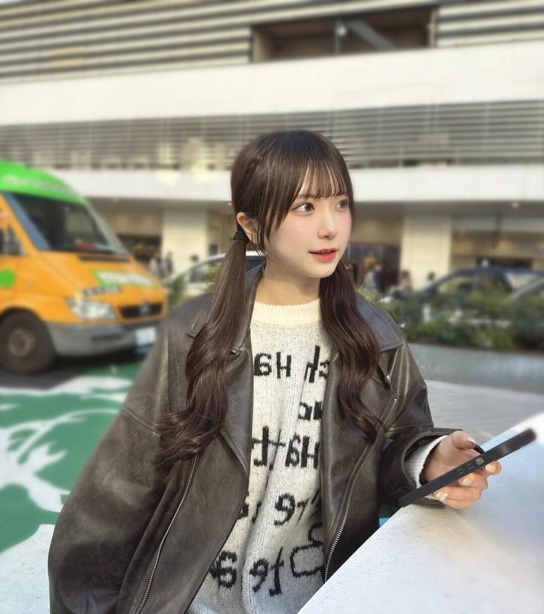 會按摩 幫客人洗澡 無套口交 深喉 舌吻 69 冰火五重天 各種等等.... 客人回報:有女友fu 人很熱情 上床之後真的 超級主動的 講話很有禮貌 惹火的身材