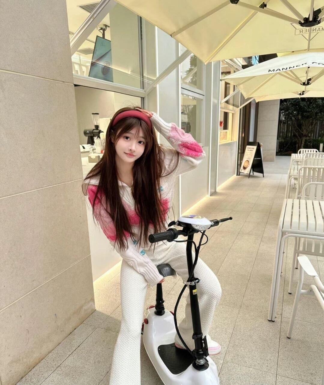 豐滿 膚白身材棒 #奶子圓潤漂亮很好看  
服務主動  服務很讓人舒服放鬆 叫聲很好聽